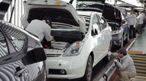 Toyota's hybrid Prius model is investigating brakes