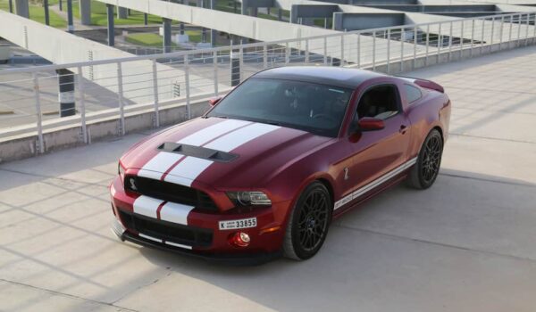 How Fast is Shelby GT500？